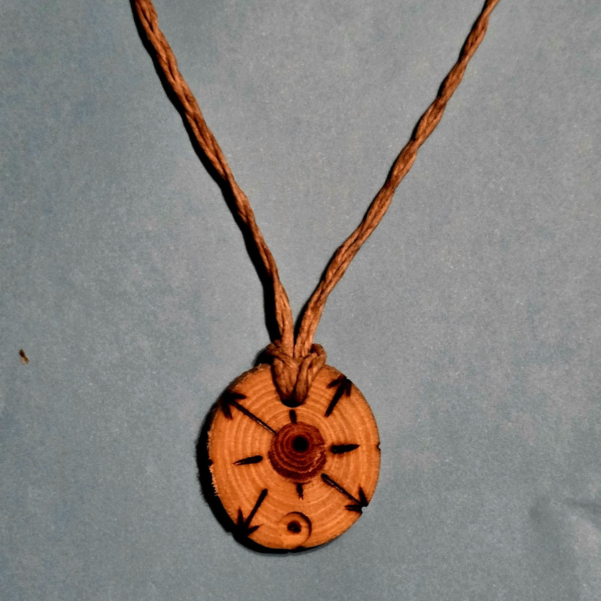 Midmodern No. 0002 - Compass - Doodle-Wood
