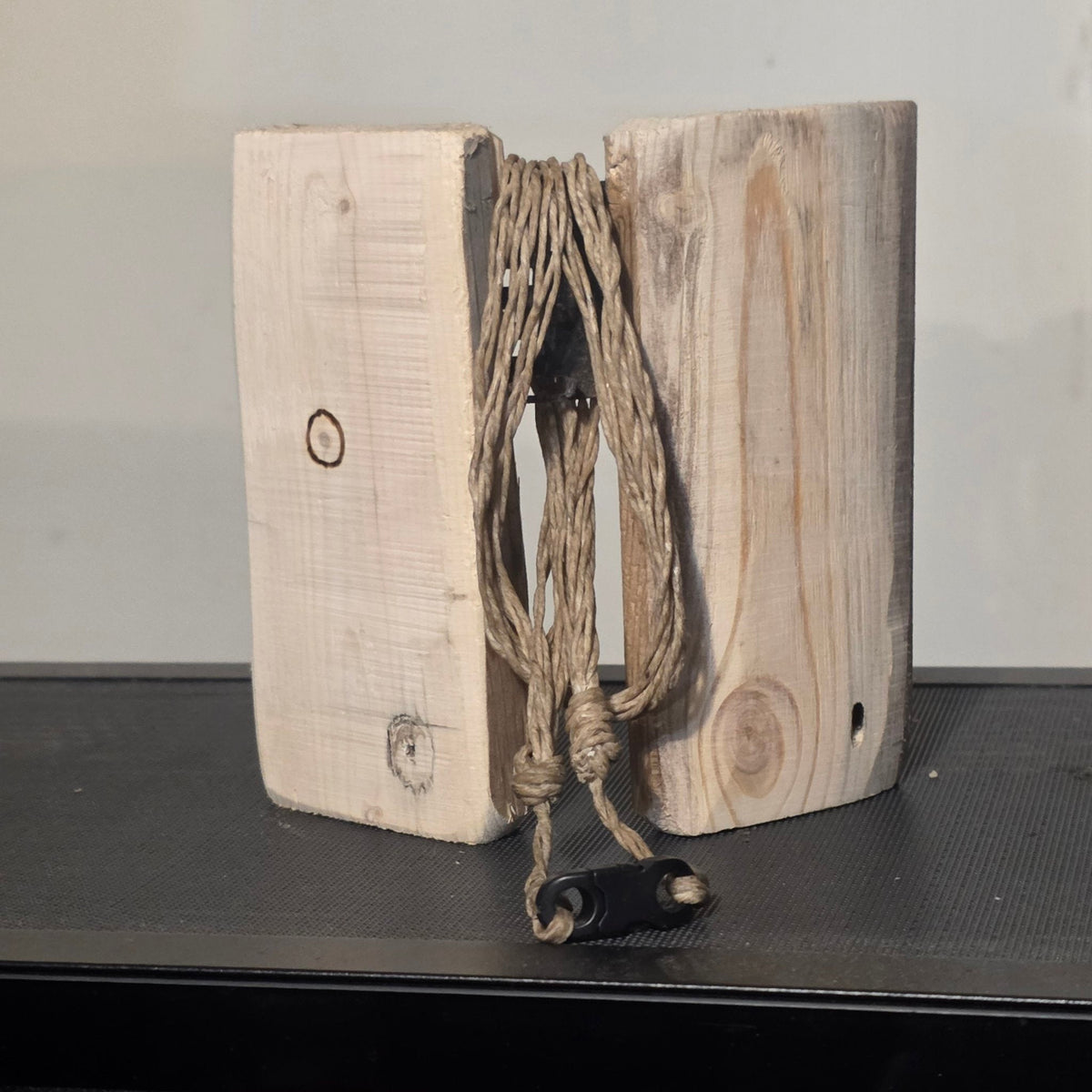 Necklace Display Stand - Doodle-Wood