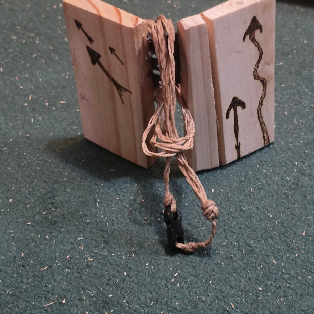 Necklace Display Stand - Doodle-Wood
