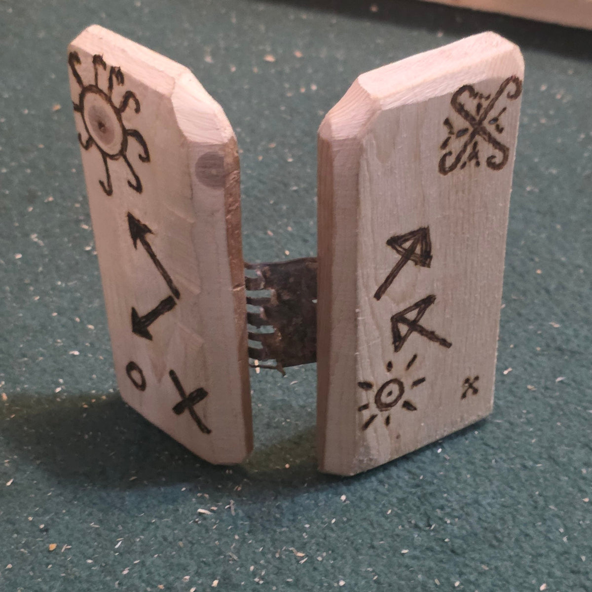 Necklace Display Stand - Doodle-Wood